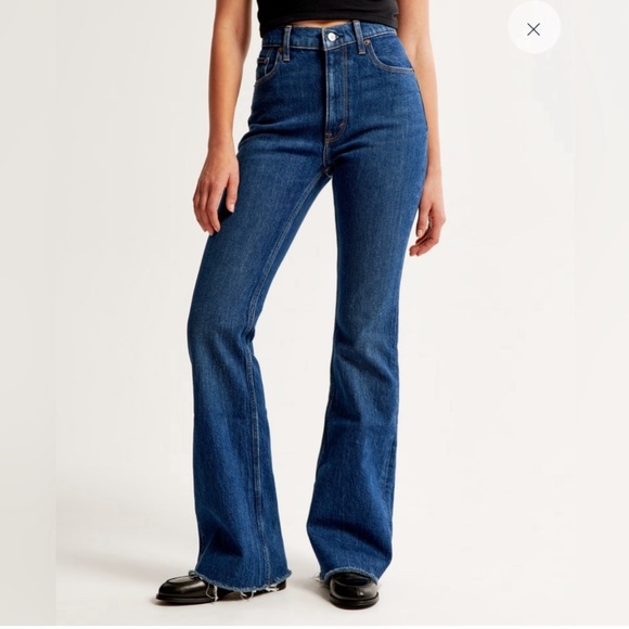 Abercrombie The Vintage Flare High Rise Jeans with Raw Hem - Dark Wash 27/4 - Picture 1 of 7